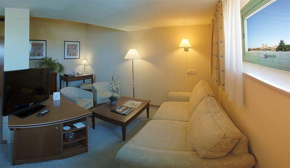 Hotel Alda Rio Tormes Santa Marta de Tormes Kamer foto