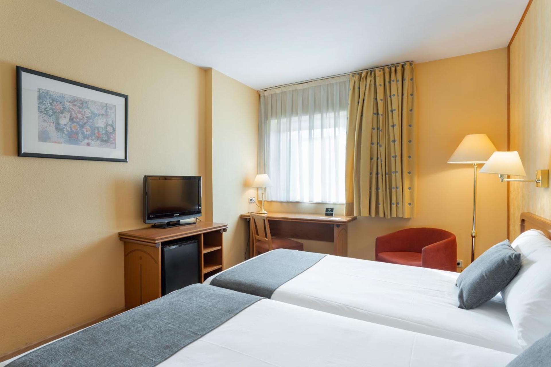 Hotel Alda Rio Tormes Santa Marta de Tormes Buitenkant foto